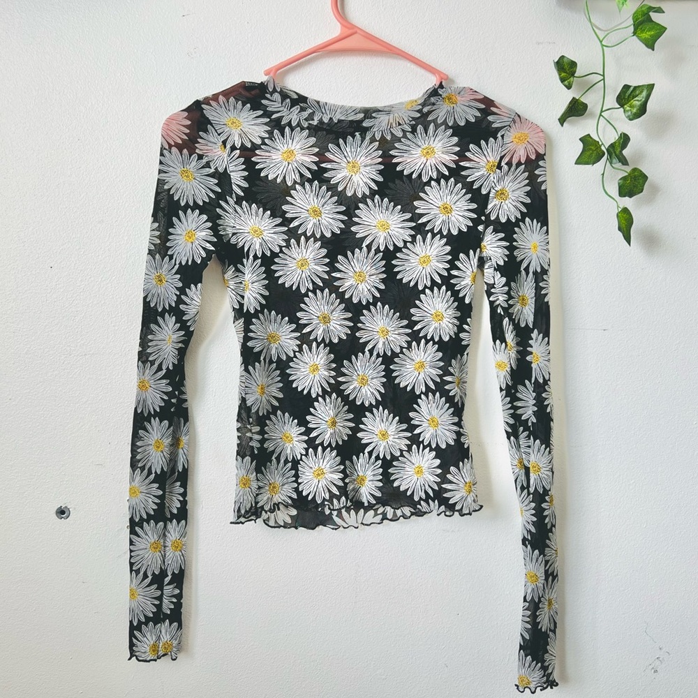 Mesh Daisy Top 🌼
